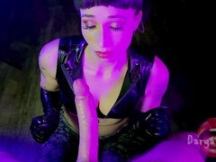 Grosse bite, Tir de sperme, Femme dominatrice, Branlette thaïlandaise, Latex, Mère que j'aimerais baiser, Orgasme, Spandex
