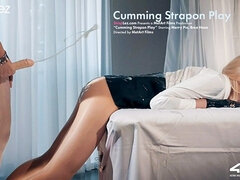 Gros seins, Doigter, Latex, Lesbienne, Léchez, Orgasme, Jupe, Jarretelles