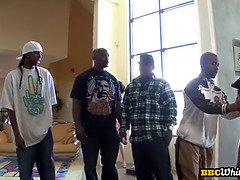 Diep in de keel, Hardcore, Hd, Interraciaal, Realiteit, Ruw, Slet, Tieten likken