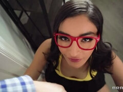 Cul à la bouche, Queue, Européenne, Béant, Lunettes, Fille latino, Fessée, Nénés