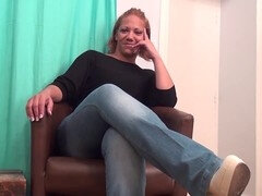 Anal, Beso negro, Entrevista, Mamada, Pajear, Madres para coger, Pelirrojo, Medias largas