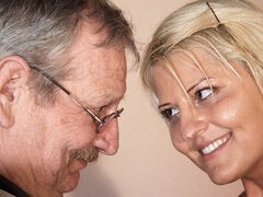 Минет, Член, Собачьи, Ласковые ручки, Поцелуи, Спорт, Молоденькие, Сиськи