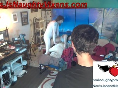 Entre bastidores, Novio, Cornudo, Papá, Montar, Chupando, Adolescente, Camara web