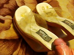 WOODEN WEDGES