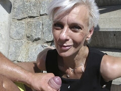 Grosser schwanz, Auto, Fingern, Handjob, Reif, Im freien, Öffentlich, Hure