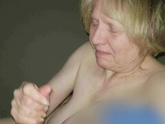 Leie, Grosse titten, Blasen, Oma, Handjob, Selbstgemacht, Hotel, Reif