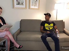 Leie, Schwarz, Braunhaarige, Geile alte tussi, Schwanz, Hundestellung, Fett, Milf