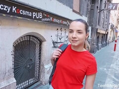 18 ans, Blonde, Tir de sperme, Petite femme, Élève, Adolescente, Nénés