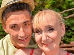 Mamada, Morena, Doble penetracion, Sexo duro, Hombre hombre mujer, Seducido, Adolescente, Tetas