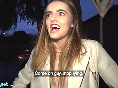 Sucer une bite, Brunette brune, Gorge profonde, En levrette, Français, Orgasme, Réalité, Maigrichonne