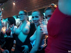 Жопа, Большая жопа, Грудастые, Группа, Секс без цензуры, Милф, Оргии, Киски