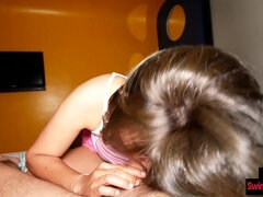 Thai teen gives her client a sex massage