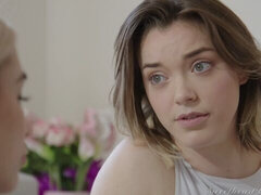 Chambre à dormir, Blonde, Embrassement, Lesbienne, Léchez, Chatte, Adolescente, Nénés