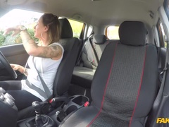 Amateur, Tetas grandes, Coche, Corrida, Estilo perrito, Al aire libre, Pov, Coño