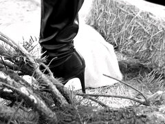 Bottes, Tir de sperme, Gants, Talons, Énorme, Masturbation, De plein air, Nénés
