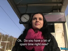 Amateur, Brunette brune, Voiture, Tchèque, Européenne, Argent, De plein air, Pov