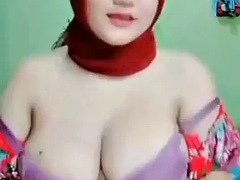 Asiatique, Bikini, Rondelette, Indonésienne, Mère que j'aimerais baiser, Fête, Nénés, Webcam