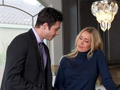 Семяизвержение, Глубокая глотка, Фетиш, Секс без цензуры, Лизание, Милф, Порнозвезда, Жена