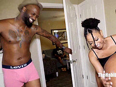 素人, デカ尻, 巨大クリトリス, デカチン, 黒人, 自然山雀, 乳首, 小柄