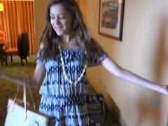 Enthousiasteling, Pijpbeurt, Jurk, Voetbeurt, Toeschietreflex, Gezichtspunt, Kut duiken, Geschoren