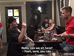 Sucer une bite, Couple, Tchèque, Groupe, Hd, Pov, Réalité, Echangistes