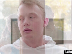 Gros seins, Bisexuelle, Blonde, Sucer une bite, Plantureuse, Gorge profonde, Hard, Belle mère