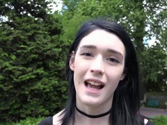 Amateur, Bottes, Robe, Emocore, Petite amie, Public, Chatte, Nénés