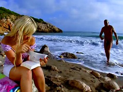 In den arsch, Strand, Grosser schwanz, Blondine, Faustfick, Handjob, Hardcore, Jungendliche (18+)