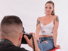 Culo, Culo grande, Mamada, Tacones, Alto, Tatuaje, Adolescente, Tetas