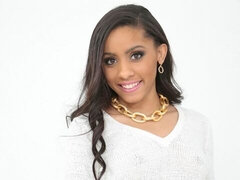 Culo grande, Verga grande, Mamada, Morena, Estilo perrito, Ébano, Tetas naturales, Adolescente