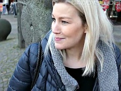 Blonde, Allemand, Masturbation, Orgasme, De plein air, Public, Jouets, Vibromasseur