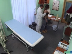 Leie, Betrug, Arzt, Fingern, Lecken, Büro, Muschi, Nass