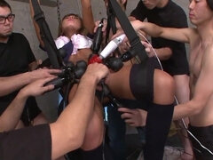 18 jaar, Bondage discipline sadomasochisme, Bruinharig, Japaans, Masturbatie, Orgasme, Spuiten, Vibrator