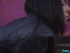 Noire, Gode, En levrette, Seins naturels, De plein air, Chatte, Réalité, Fessée