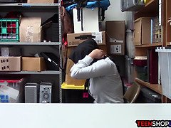 Grosse titten, Blasen, Behaart, Hardcore, Hd, Jungendliche (18+), Titten, Uniform