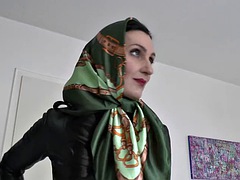 Любители, Брюнетки, Фетиш, Кожа, Зрелые, Милф, Атлас, Соло