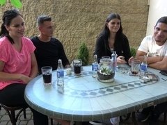 フェラチオ, 茶髪の, チェコ, 手コキする, ティーン, オッパイの, 濡れ, 妻スワップ
