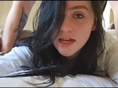 18 ans, Amateur, Cul à la bouche, Gros cul, Sucer une bite, Éjaculation interne, Tir de sperme, Papa