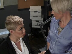 Бондаж, Фетиш, Затыкание рта, Секс без цензуры, Лесбиянка, Милф, Рабыни, Связанные