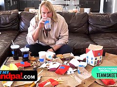 Aangekleed, Sperma in mond, Hd, Likken, Kut duiken, Tiener, Strak, Tieten likken