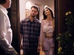 Большие сиськи, Брюнетки, Ласковые ручки, Массаж, Милф, Два парня и девушка, Втроем, Сиськи