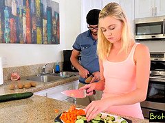 Блондинки, Минет, Семяизвержение, От первого лица, Бритые, Тощие, Молоденькие, Сиськи