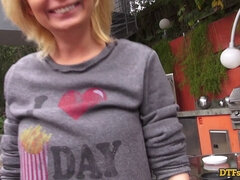 Grosser schwanz, Grosse titten, Spermaladung, Hd, Milf, Natürlichen titten, Muschi, Rasiert