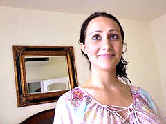 Beauté, Sucer une bite, Brunette brune, Tir de sperme, Tchèque, Branlette thaïlandaise, Enceinte, Adolescente