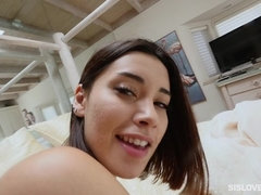 Brunette brune, Preservatif, En levrette, Robe, Pieds, Femelle, Doigter, Chatte