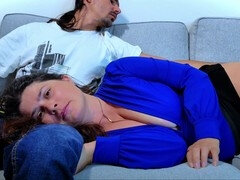 フェラチオ, カップル, 口内発射, 手コキする, 自家製, 淫乱熟女, 母, スペイン人