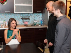 Cul, Blonde, Sucer une bite, En levrette, Fétiche, Branlette thaïlandaise, Russe, Adolescente