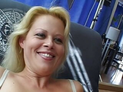 Leie, Grosser kitzler, Grosser schwanz, Blasen, Deutsch, Hardcore, Selbstgemacht, Milf