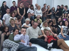 Arsch, Bad, Grosser arsch, Blondine, Blasen, Gruppe, Pov, Jungendliche (18+)