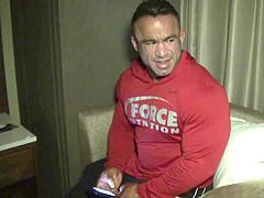 MUSCLEBULL JOSE contest Day 2014 Arnold classic - Up Close Behind the gig